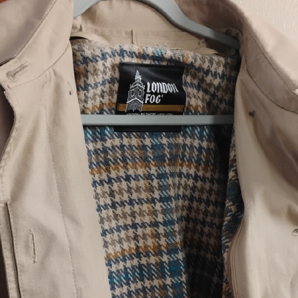 London Fog Tan Trench Coat Classic Design
